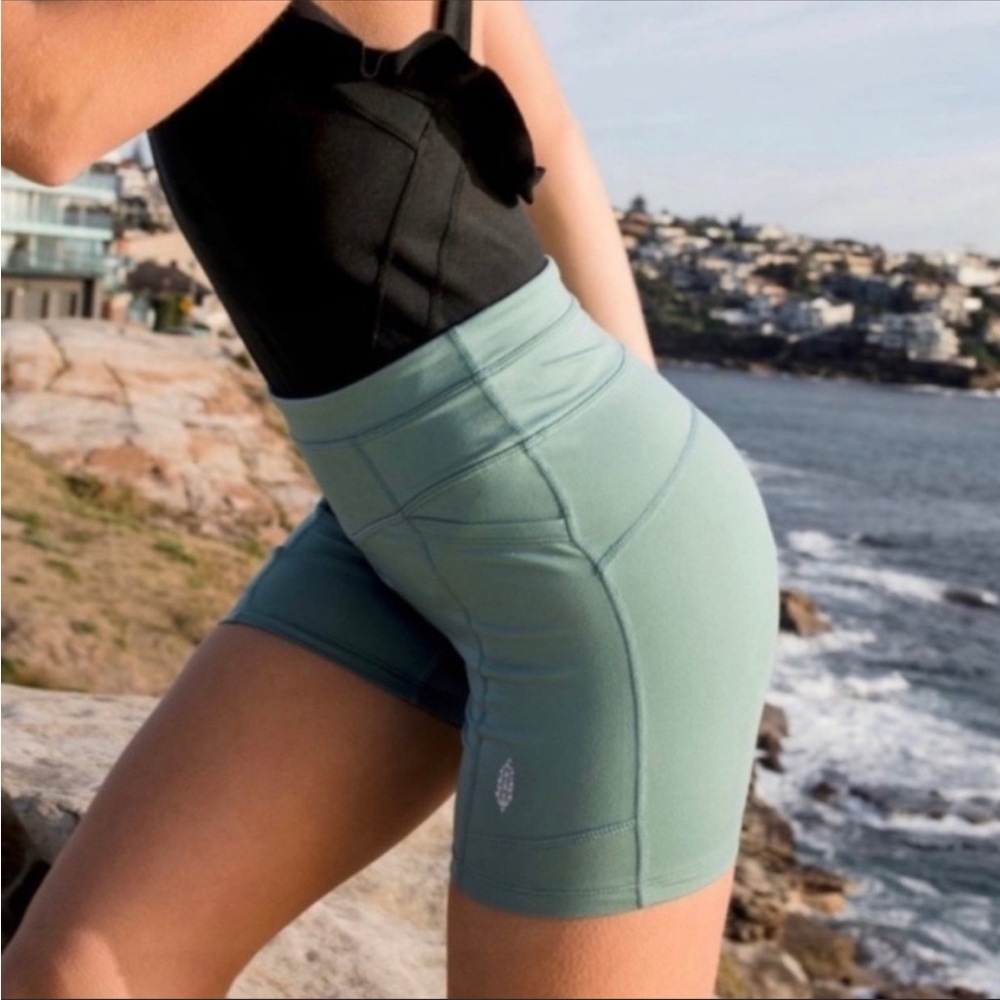 FREE PEOPLE BIKER SHORT